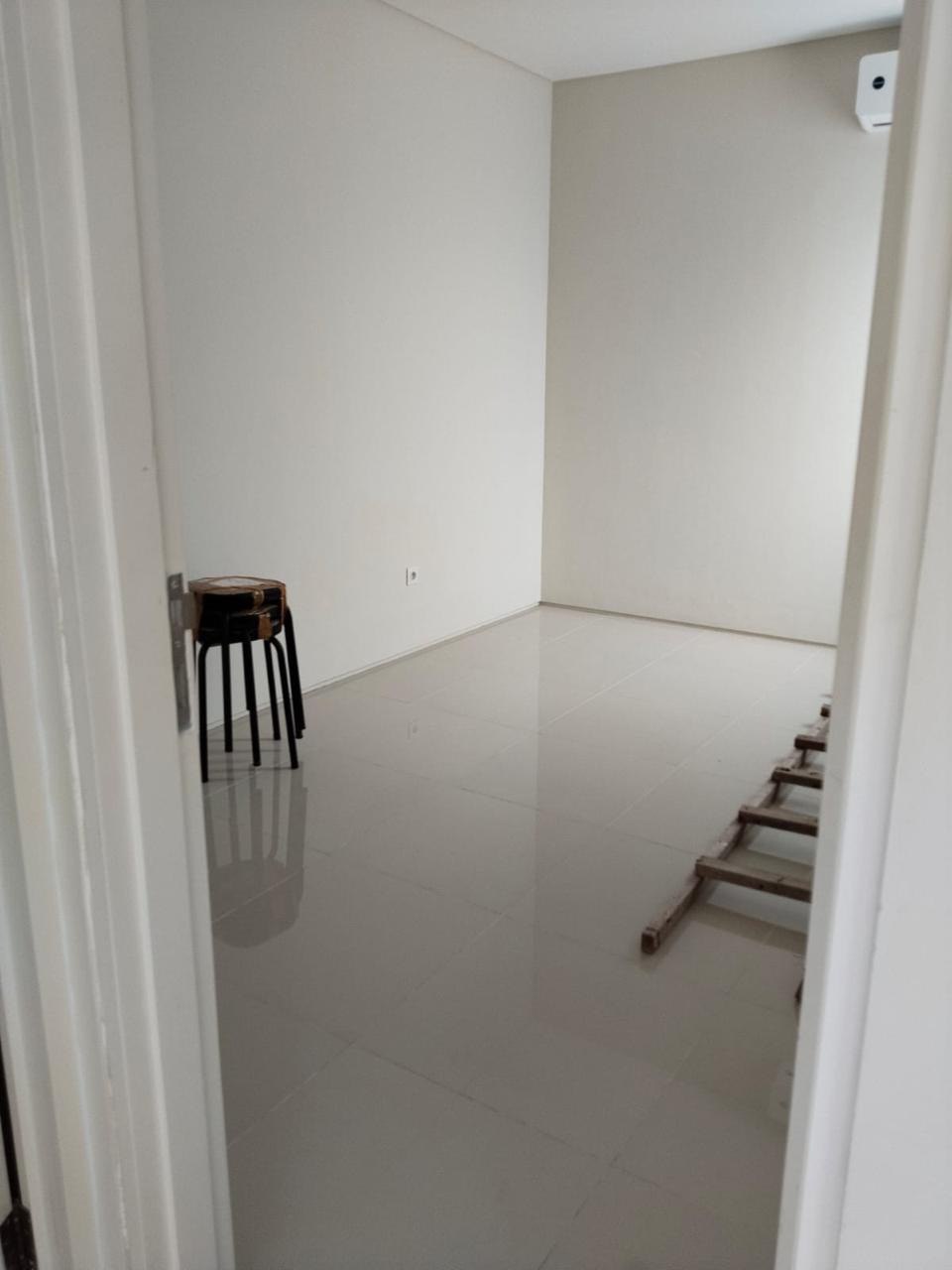 Dijual Rumah Strategis di kawasan Citraland northwest hill Surabaya Barat - Thumbnail 6