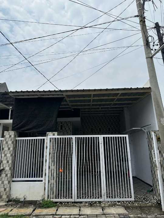 Dijual Rumah Siap Huni 1 Lantai di Kebraon Manis Utara Surabaya Selatan - Image 1