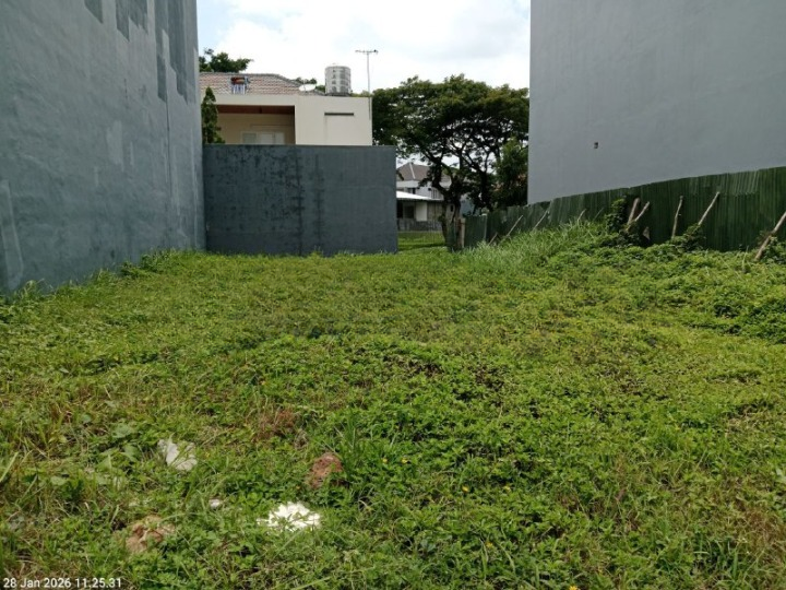 Dijual Cepat Kavling Strategis Waterfront Citraland Surabaya Barat - Image 1