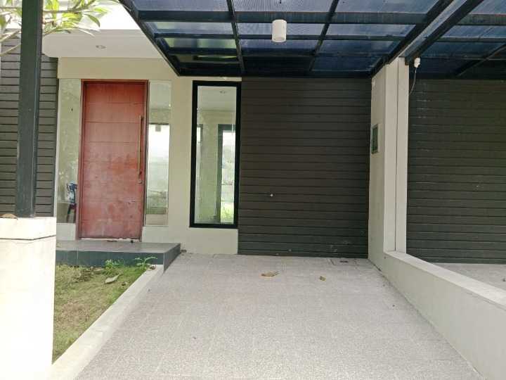 Disewakan rumah Northwest hill citraland surabaya dengan bangunan 2 lantai Citraland Surabaya Barat - Image 1