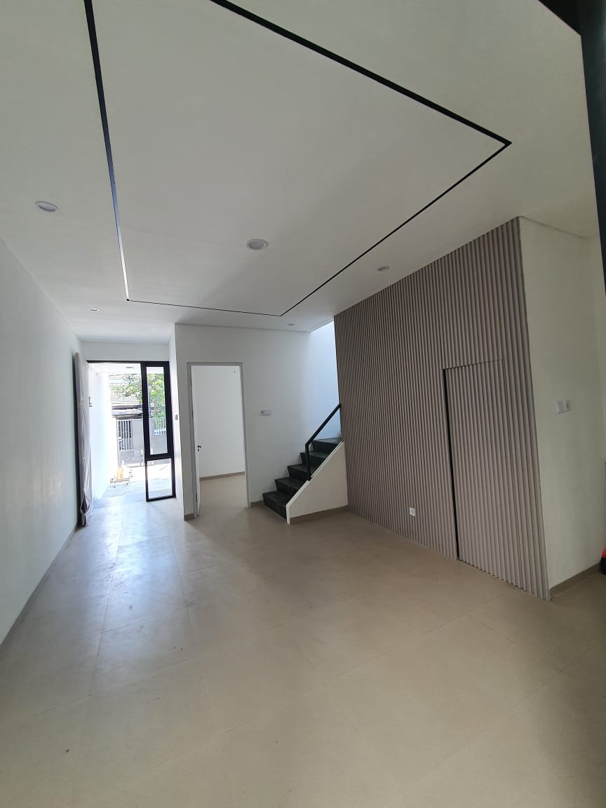 Dijual Rumah 2 Lantai Strategis di Baruk Utara Surabaya Timur - Thumbnail 3