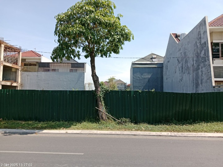 Disewakan Tanah Kavling Komersial 2 Jejer di Raya Royal Park Citraland Surabaya Barat - Image 1