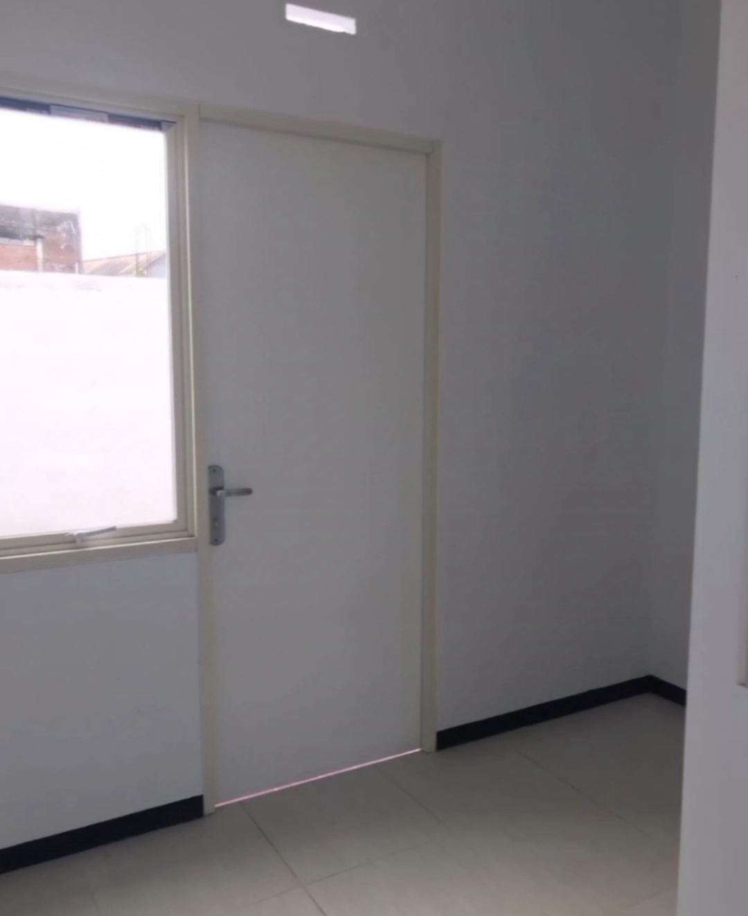 Dijual Rumah Usaha Modern di Permata Green Menganti Regency Gresik - Thumbnail 2