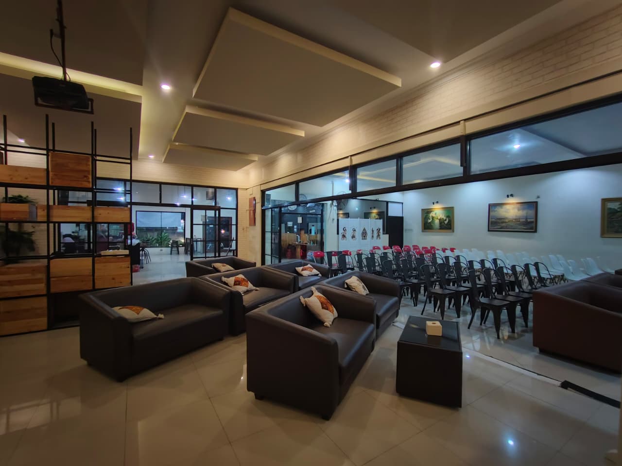 Dijual/disewakan Bangunan Usaha Luas di Jemursari Surabaya Timur - Image 1