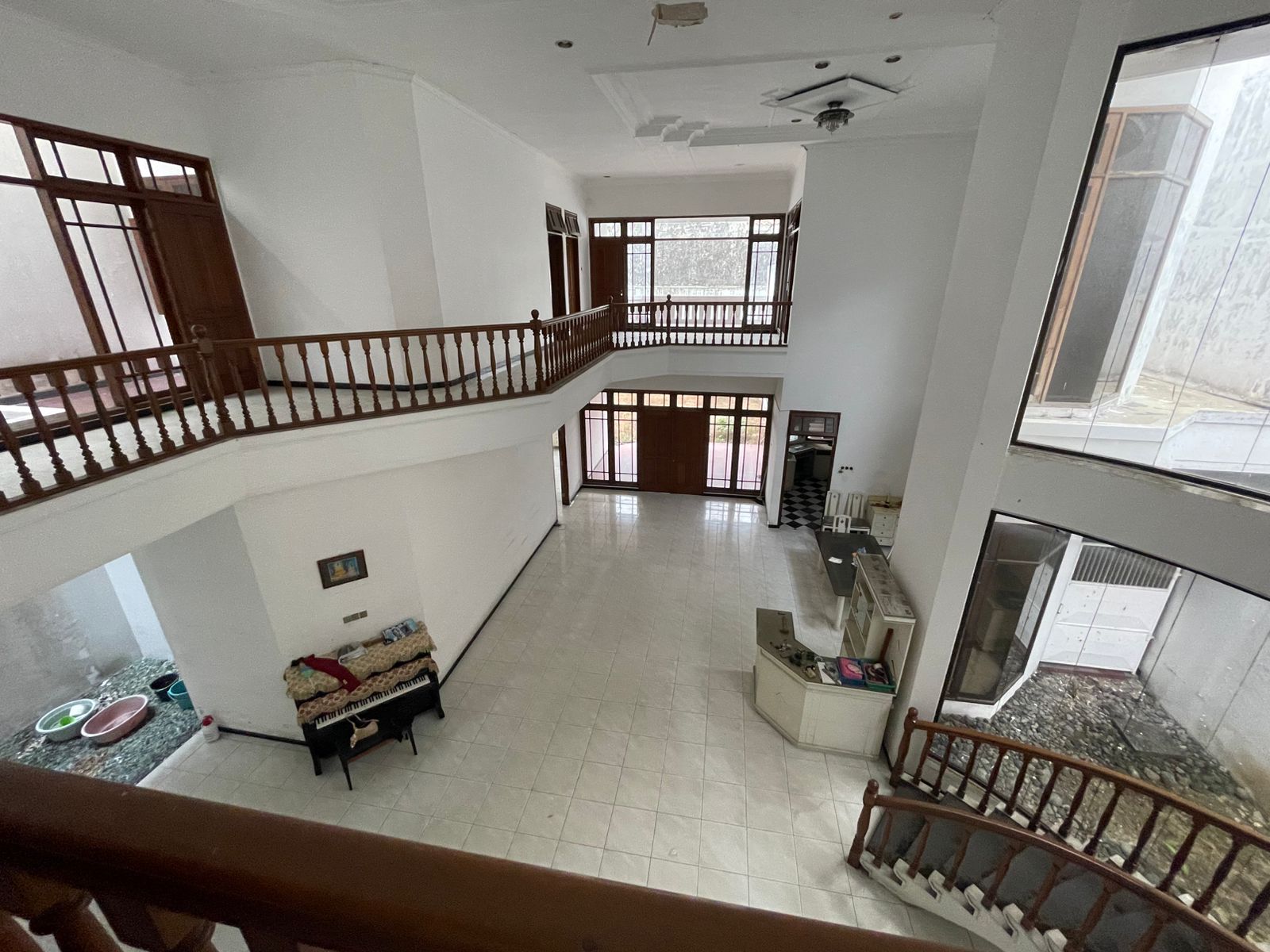 Dijual Rumah 2 Lantai di Raya Margorejo Surabaya Selatan - Thumbnail 2