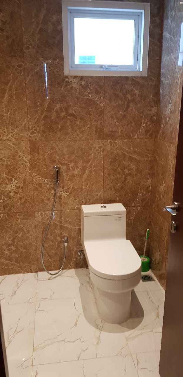 Dijual Apartemen Unit Corner Grand Sungkono Lagoon Tower Venetian Surabaya Barat - Thumbnail 5
