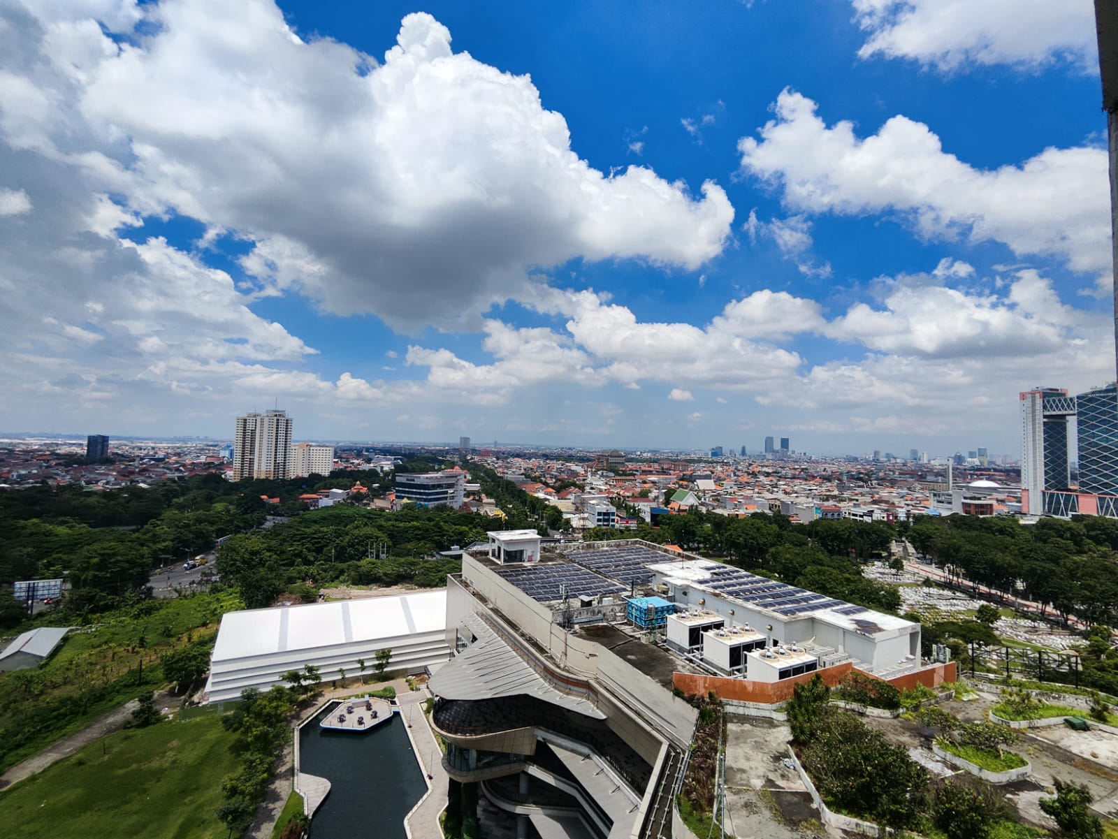 Dijual Apartemen Unit Corner  Tower Venetian Grand Sungkono Lagoon Surabaya Barat - Thumbnail 6