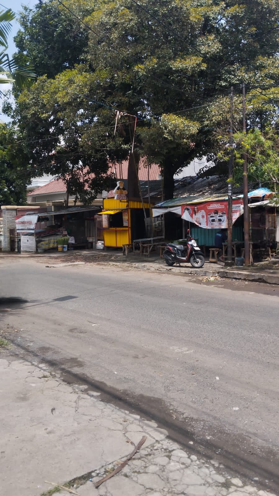 Dijual Murah Rumah Hitung Tanah di Prapanca Surabaya Pusat - Image 1