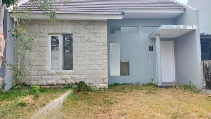 Dijual Rumah Spesifikasi Ideal Untuk Hunian Keluarga di Bukit Palma Citraland Surabaya Barat - Image 1