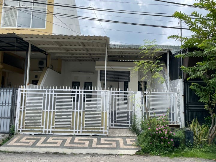 Dijual Rumah 1 Lantai Lokasi Strategis di Sukolilo Dian Regency Surabaya Timur - Image 1