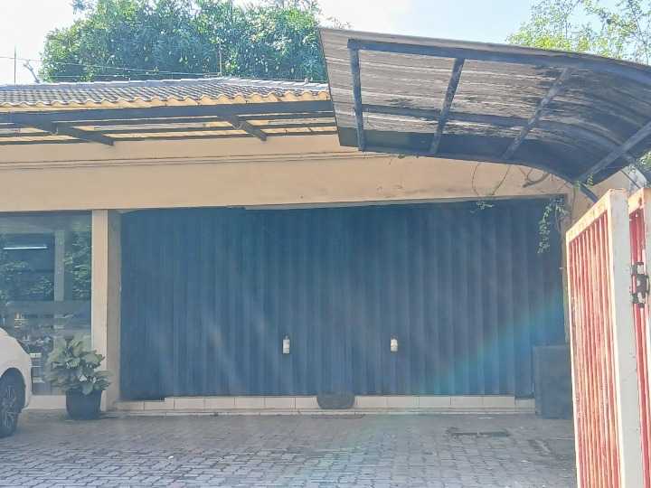 Disewakan Ruko Strategis di Jalan Raya Jemursari Surabaya Selatan - Image 1