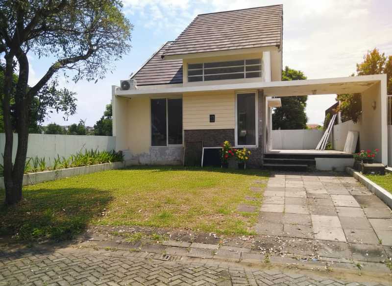 Disewakan Rumah Strategis di Bukit Palma Citraland Surabaya Barat - Image 1