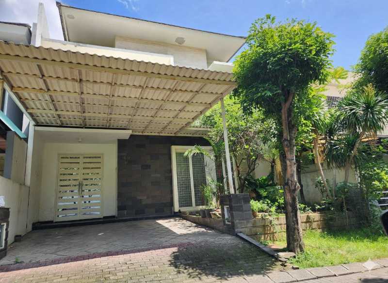 Dijual Rumah 2 Lantai Furnished di Woodland Citraland Surabaya Barat - Image 1