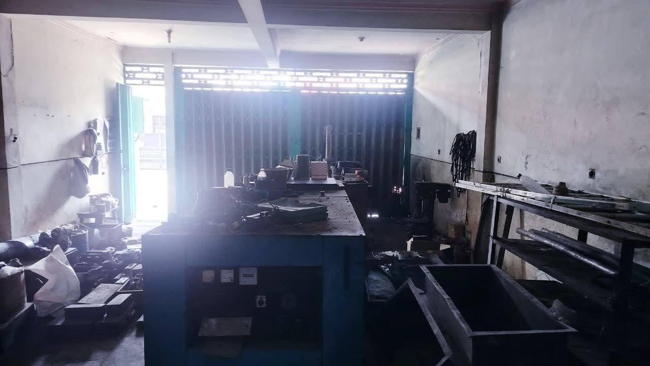Dijual/Disewakan Ruko Strategis di Bratang Gede Surabaya Timur - Image 1