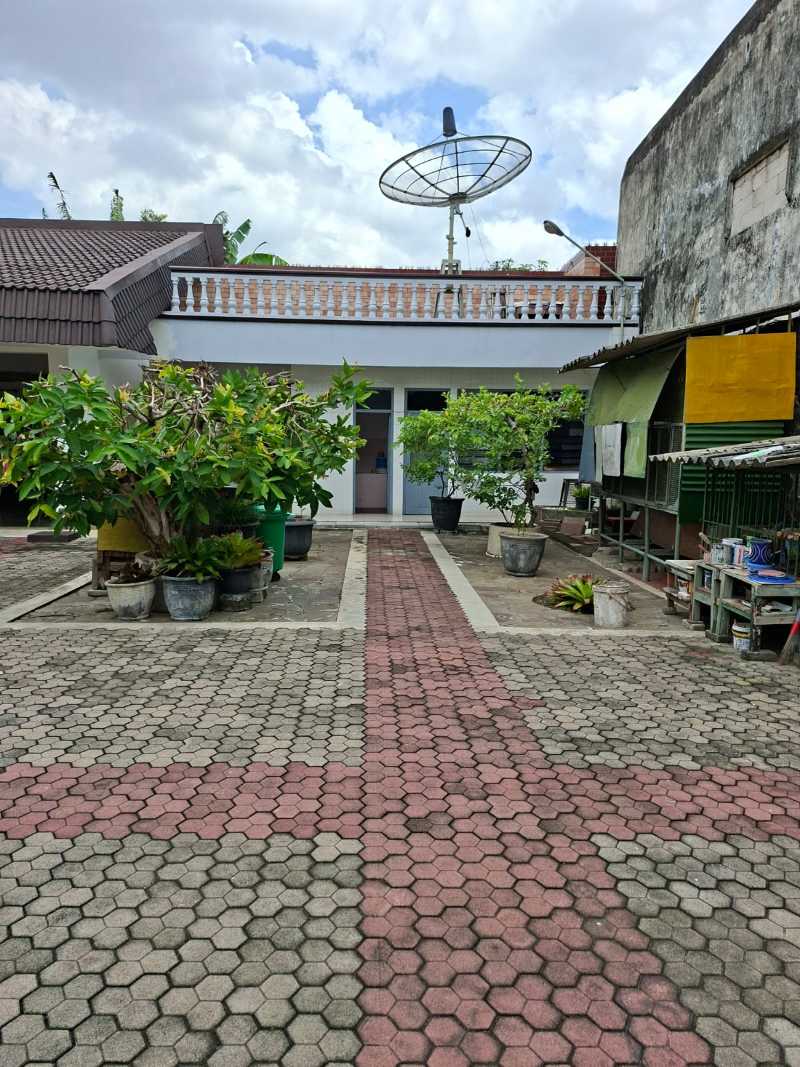 Disewakan Tanah Strategis di Tegal Sari Surabaya Pusat - Thumbnail 4