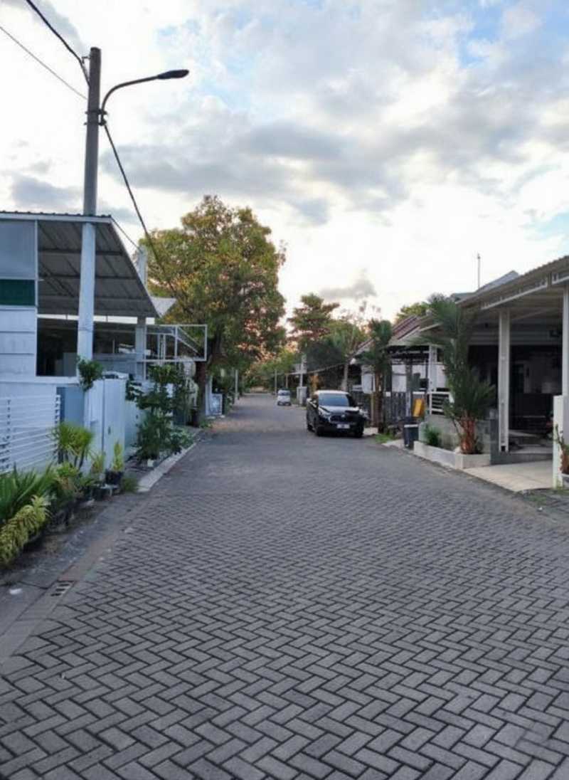 Dijual Rumah Full Furnished di Bukit Palma Citraland Surabaya Barat - Thumbnail 2