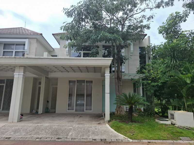 Dijual Rumah Nyaman Strategis di Pakuwon City Wilayah Surabaya Timur - Image 1