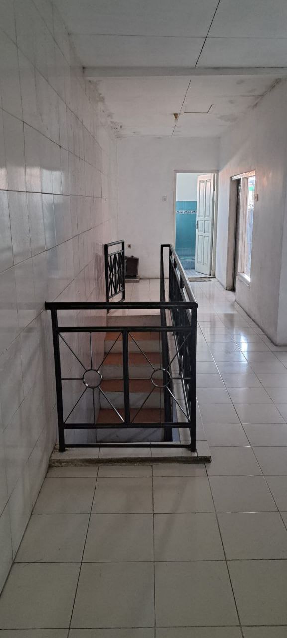 Dijual Rumah 2 Lantai Strategis Siap Huni di Ngagel Mulyo Surabaya Selatan - Thumbnail 7
