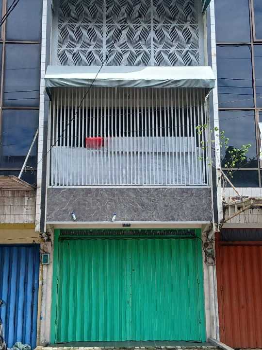 Disewakan Ruko Lokasi Komersil di Jalan Kenjeran Surabaya Utara - Image 1