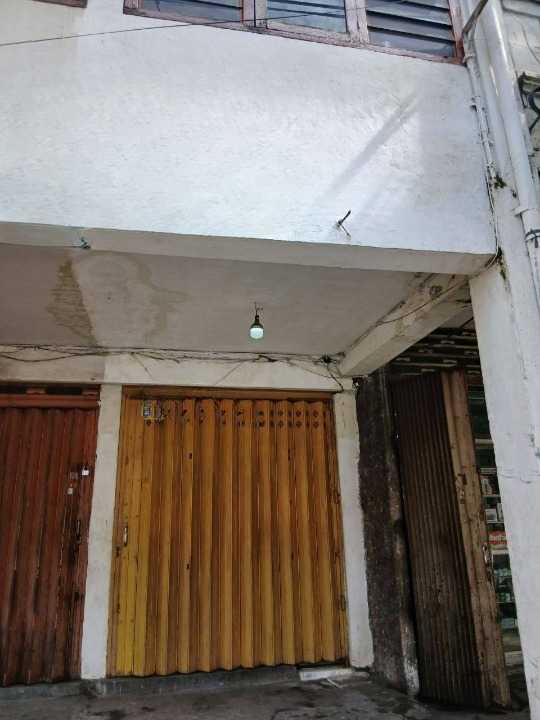 Dijual Rumah Usaha Area Komersil di Jalan Kapasan Surabaya Pusat - Image 1