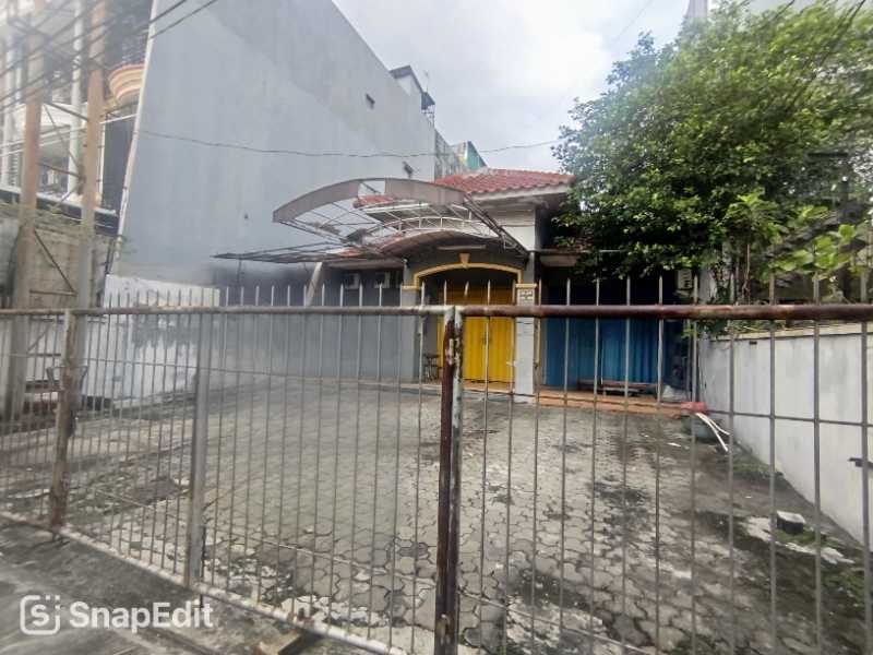 Disewakan Rumah Usaha Strategis di Jalan Kusuma Bangsa Surabaya Pusat - Image 1