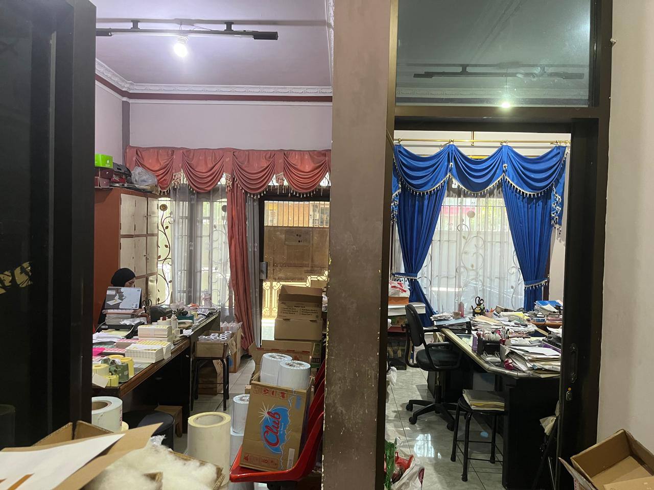 Disewakan Rumah Usaha Raya MERR / Ir. Soekarno Lokasi Komersial Strategis Surabaya Timur - Thumbnail 3