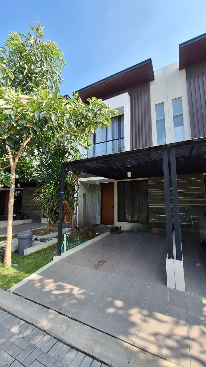 Dijual Rumah Siap Huni di Northwest Central Citraland Surabaya Barat - Image 1