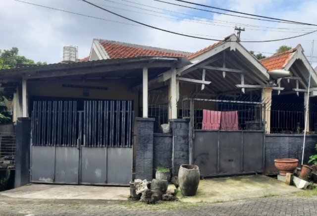 Dijual Rumah Lokasi Strategis Tenggilis Utara Surabaya Timur - Image 1
