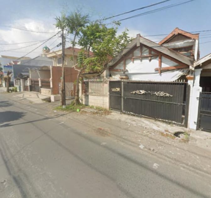 Dijual Rumah Nyaman Strategis di Pucang Wilayah Surabaya Timur - Image 1