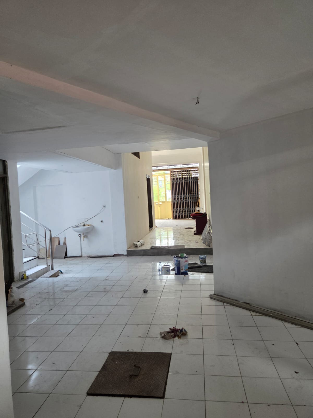 Disewakan Rumah Cepat Butuh Uang di Nol Jalan Krembangan Surabaya Utara - Thumbnail 4