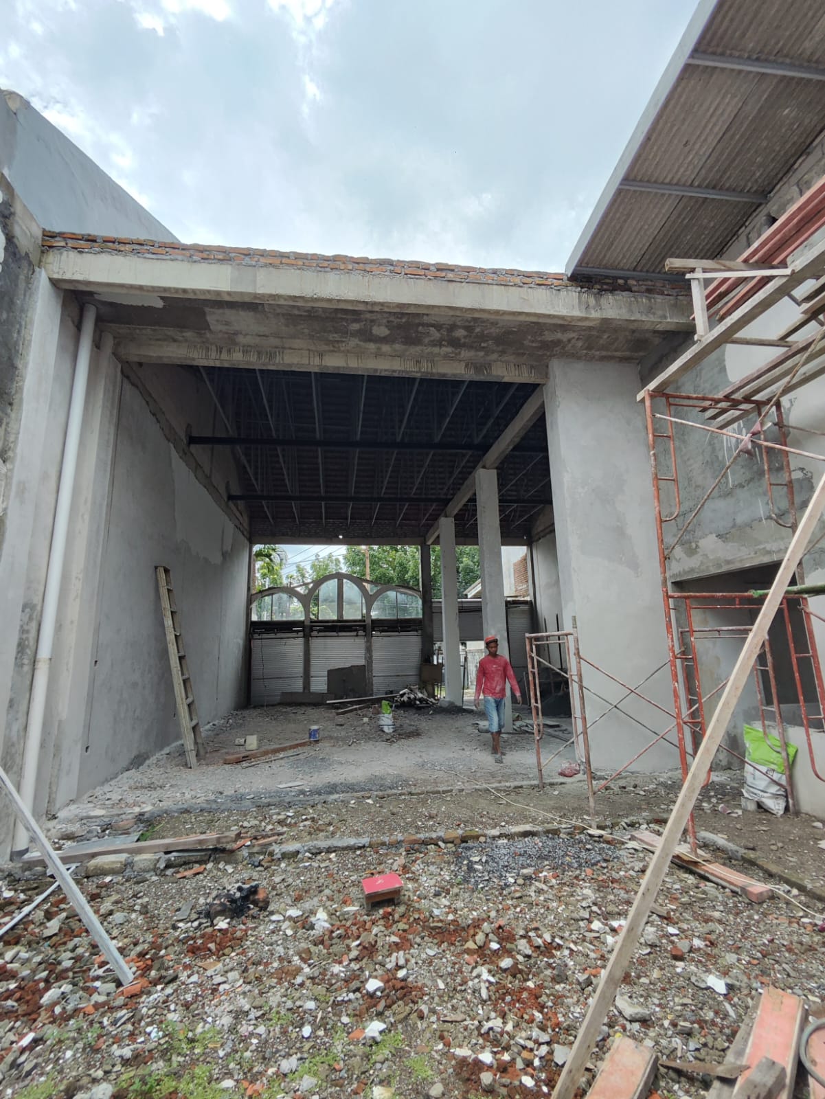 Disewakan Tempat Usaha Strategis Raya Darmo Permai Timur Surabaya Barat - Thumbnail 5