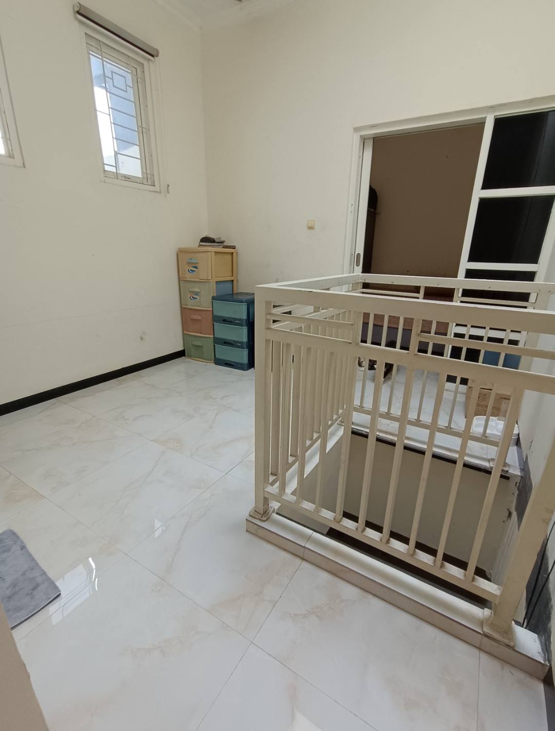 Dijual Rumah Bagus Siap Huni Alana Regency Tambak Rejo Waru Sidoarjo - Thumbnail 3