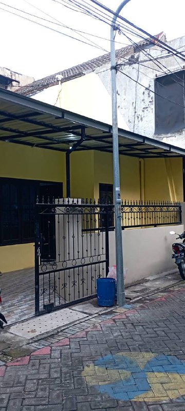 Dijual Rumah Strategis di Jalan Nginden Intan Permata Surabaya Timur - Image 1