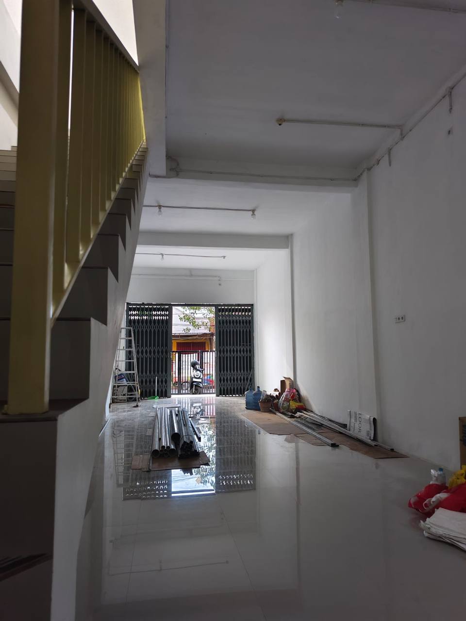 Dijual/Disewakan Ruko Baru Startegis di Jalan Tambaksari Surabaya Timur - Thumbnail 4