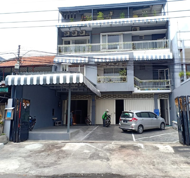 Dijual 2 Ruko Strategis 4 lantai Tengah Kota, jalan kembar, Full bisnis dan Penghuni Tembok Dukuh Surabaya Pusat - Thumbnail 8