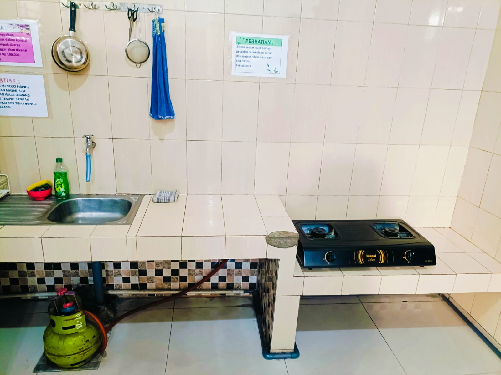Dijual Rumah Kost Putri Aktif 3 Lantai Tenggilis Mejoyo Lokasi Strategis Surabaya - Thumbnail 3