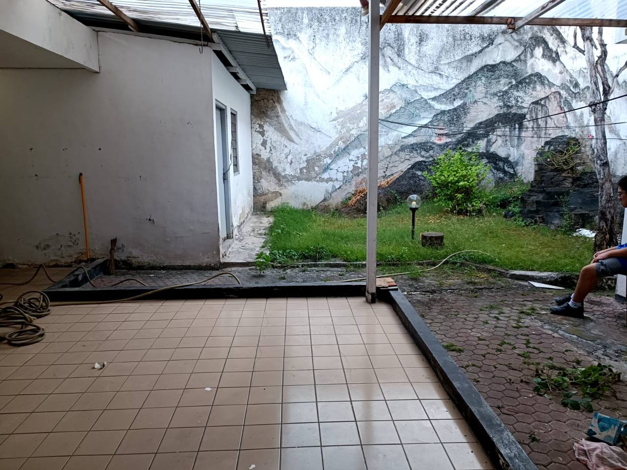 Dijual Rumah Siap Pakai di Jalan Babatan Pantai Utara Surabaya Timur - Thumbnail 2