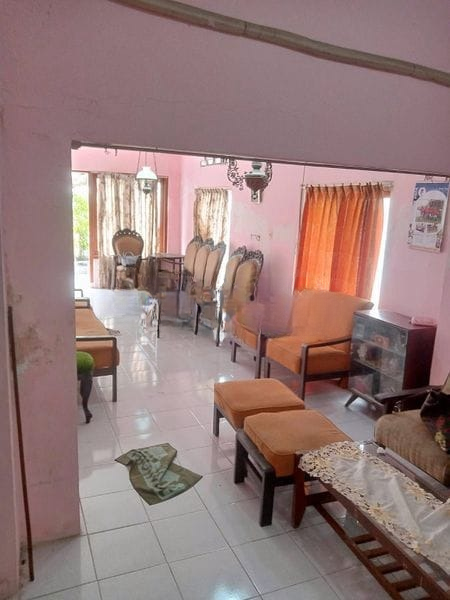 Dijual Rumah Strategis Siap Huni di Ngagel Jaya Tengah Surabaya Timur - Image 1