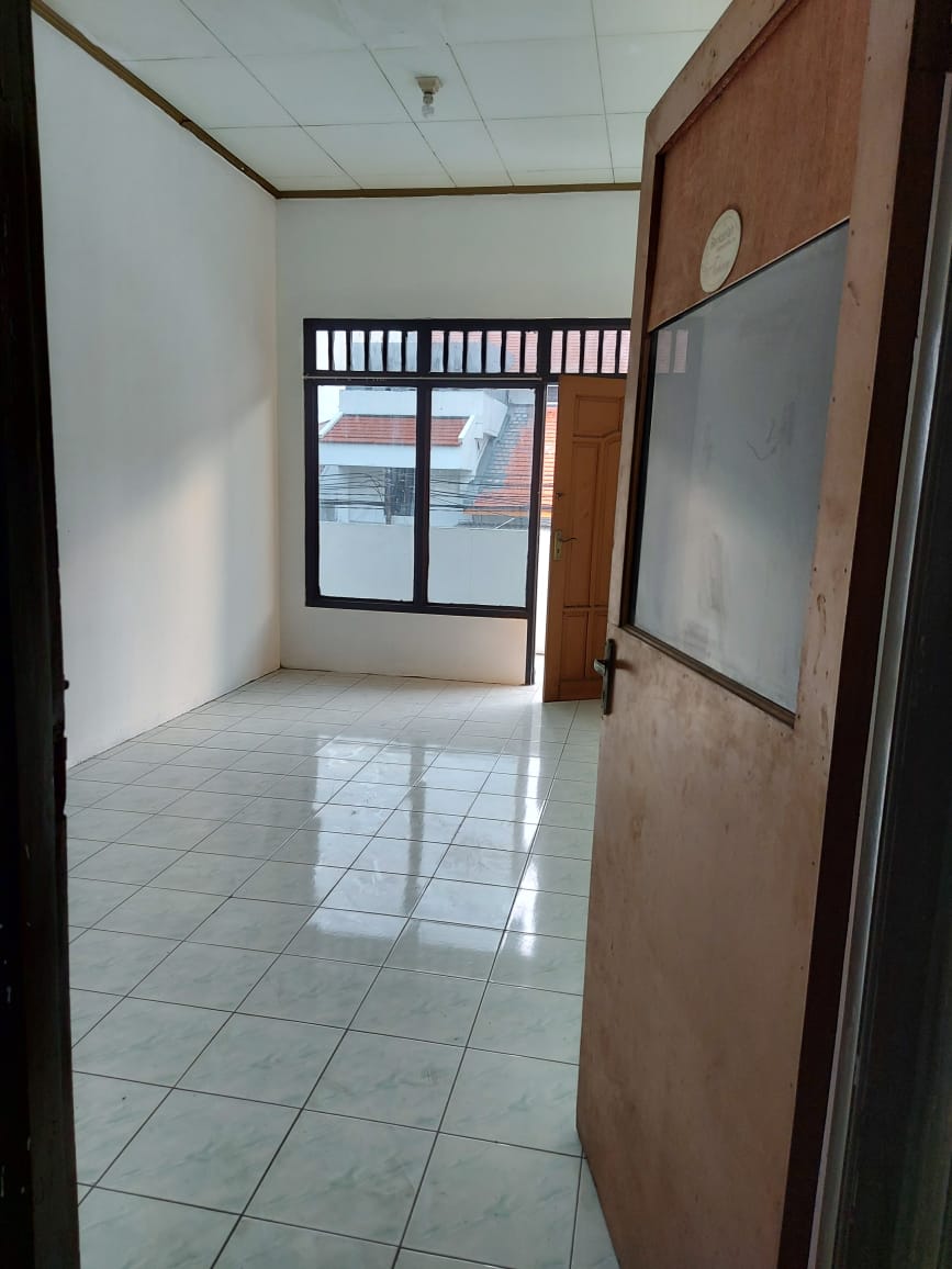 Dijual Rumah 2 Lantai Luas Siap Huni di Manukan Krajan Surabaya Barat - Thumbnail 5