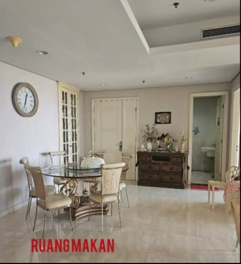 Dijual Apartemen Mewah Full Furnish – The Adhiwangsa Golf Residence, Surabaya Barat - Image 1