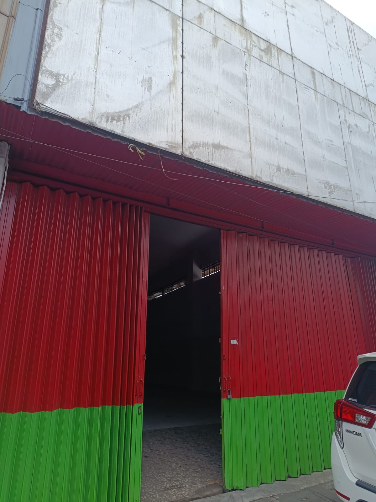 Disewakan Ruko Komersial 1 Lantai Raya Gunungsari Surabaya Selatan - Image 1