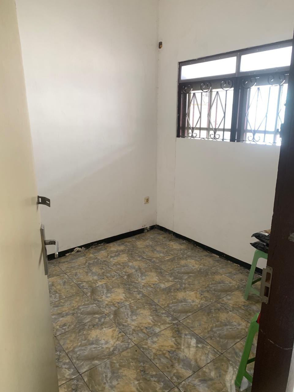 Dijual Rumah di Kawasan Strategis Pondok Tjandra Jalan Mangga Sidoarjo - Thumbnail 6