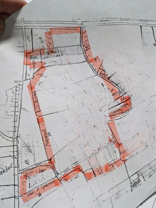 Dijual/Disewakan Tanah Luas Strategis di jalan Tikung Lamongan - Image 1