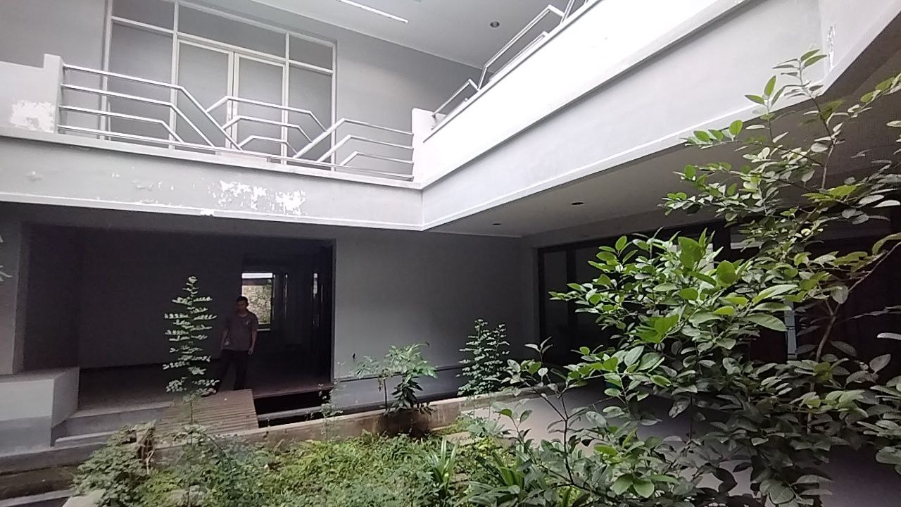 Dijual Rumah Mewah Siap Huni di Jemur Andayani Surabaya Selatan - Thumbnail 4