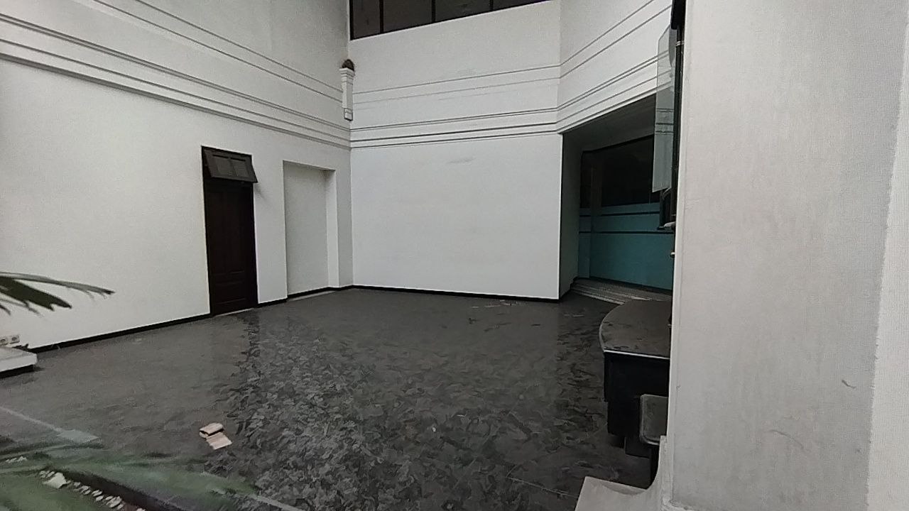 Dijual Rumah Mewah Siap Huni di Jemur Andayani Surabaya Selatan - Thumbnail 7