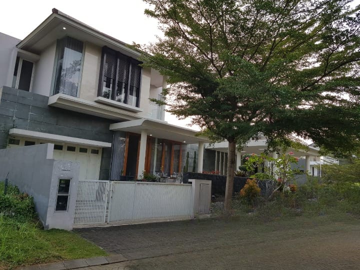 Dijual/Disewakan Rumah Mewah di Ixora Valley Araya, Malang - Thumbnail 2