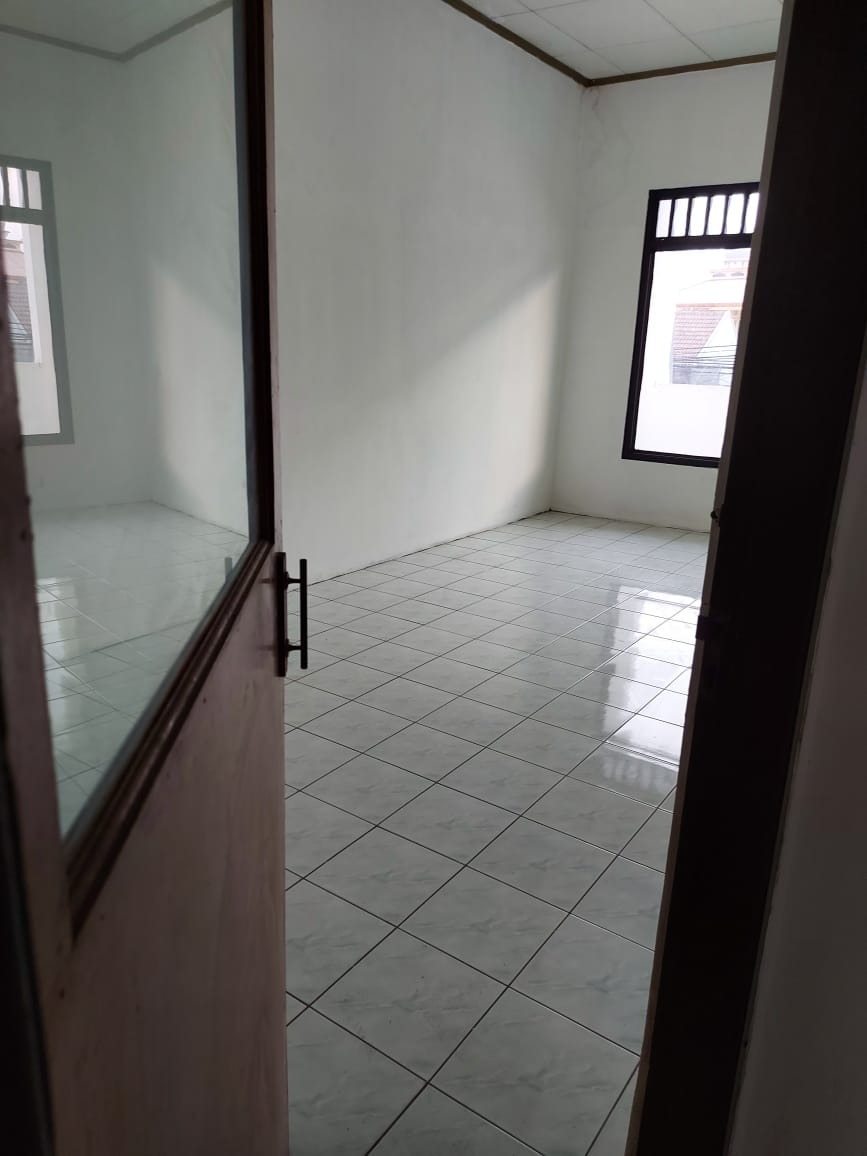 Dijual Rumah Usaha 2 Lantai Manukan Krajan Lokasi Strategis  Surabaya Barat - Thumbnail 2
