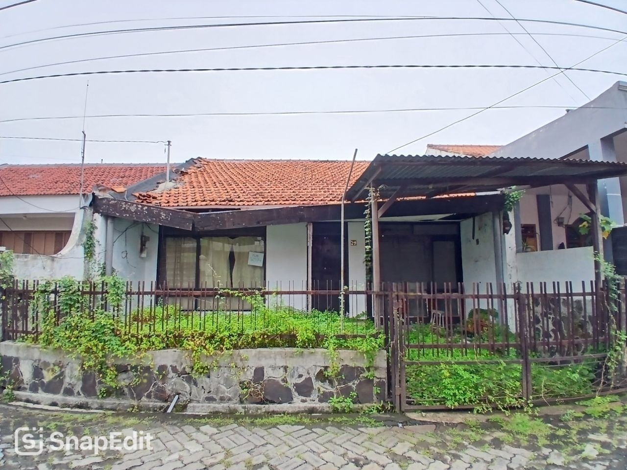 Dijual Rumah Murah Hitung Tanah di Ngagel Timur Surabaya Timur - Image 1