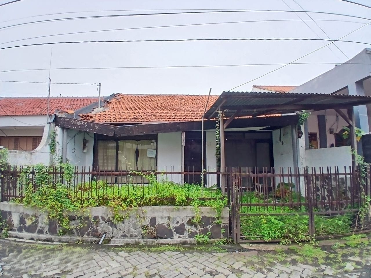 Dijual Rumah Murah di Ngagel Timur Surabaya Timur - Image 1