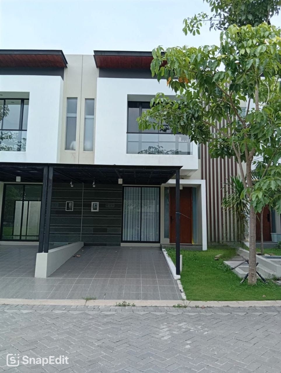 Dijual Rumah Siap Huni Citraland Northwest Central Surabaya Barat - Image 1